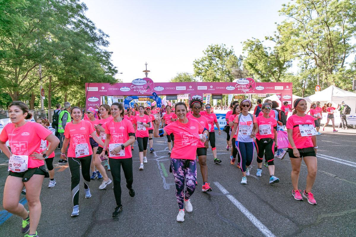 Carrera de la Mujer de Madrid - META, ARCO DERECHO (de 39:07 a 40:26)