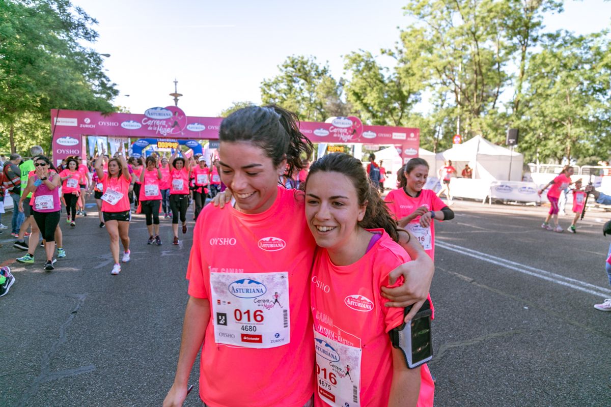 Carrera de la Mujer de Madrid - META, ARCO DERECHO (de 39:07 a 40:26)