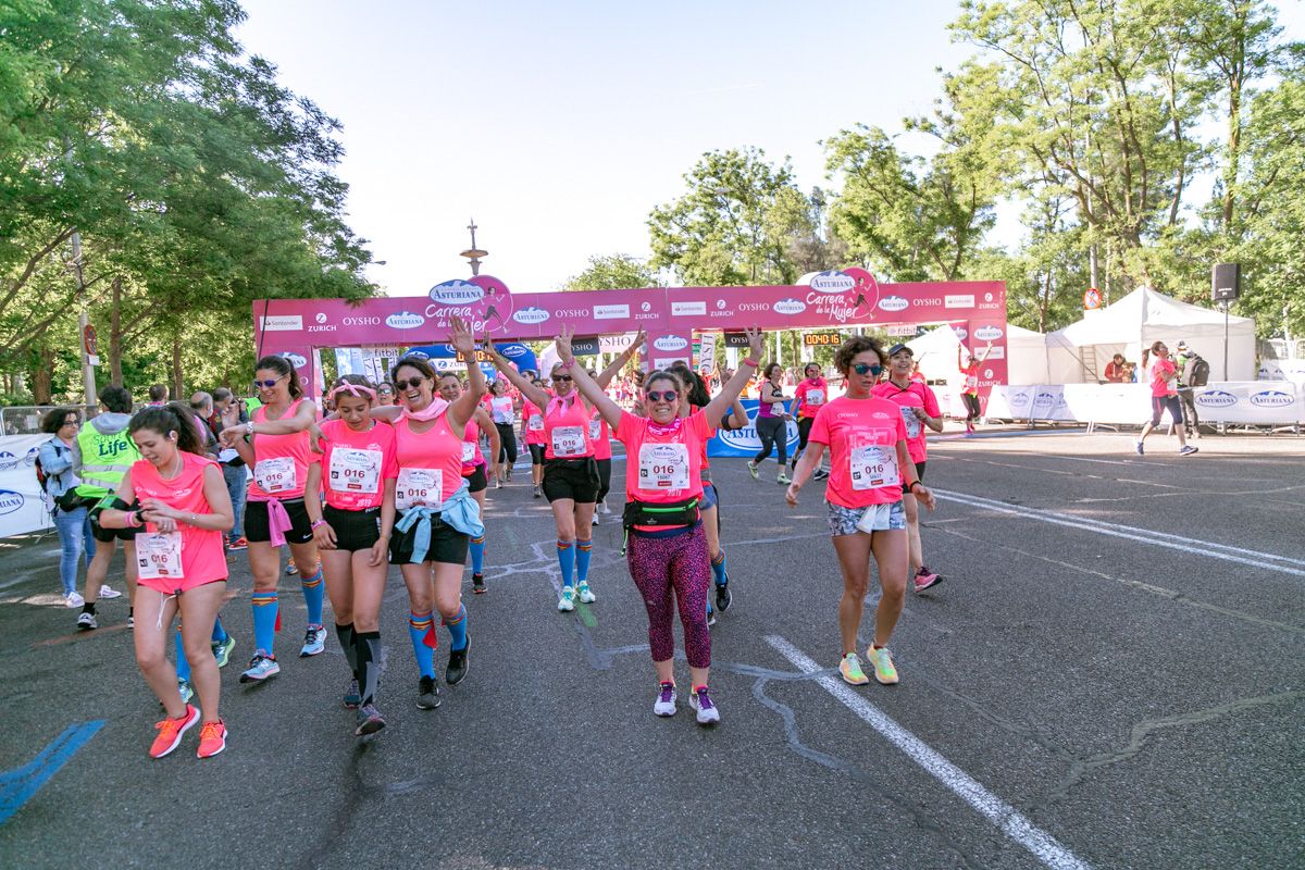 Carrera de la Mujer de Madrid - META, ARCO DERECHO (de 39:07 a 40:26)