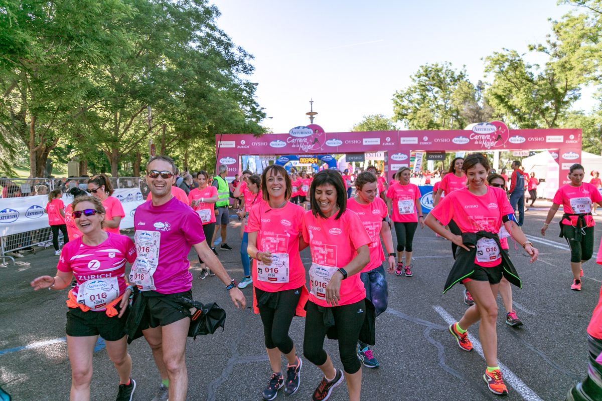 Carrera de la Mujer de Madrid - META, ARCO DERECHO (de 39:07 a 40:26)