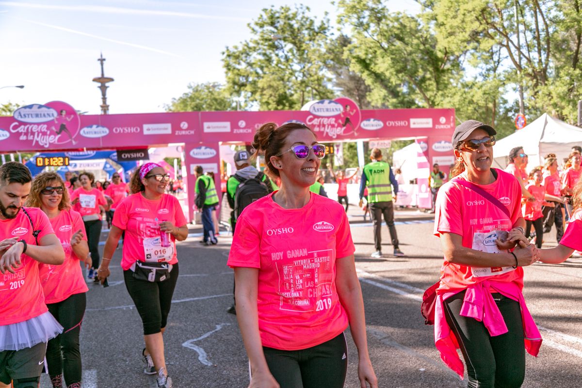 Carrera de la Mujer de Madrid - META, ARCO DERECHO (de 1:12:13 a 1:13:15)