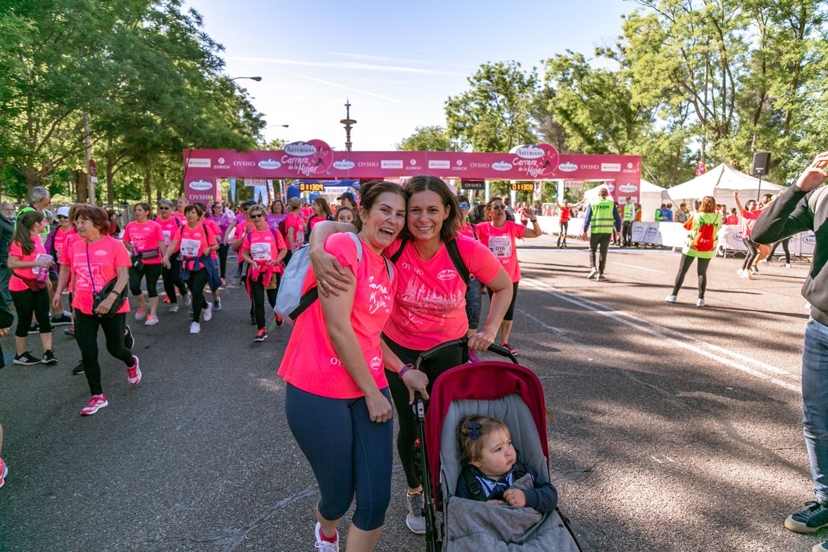 Carrera de la Mujer de Madrid - META, ARCO DERECHO (de 1:12:13 a 1:13:15)