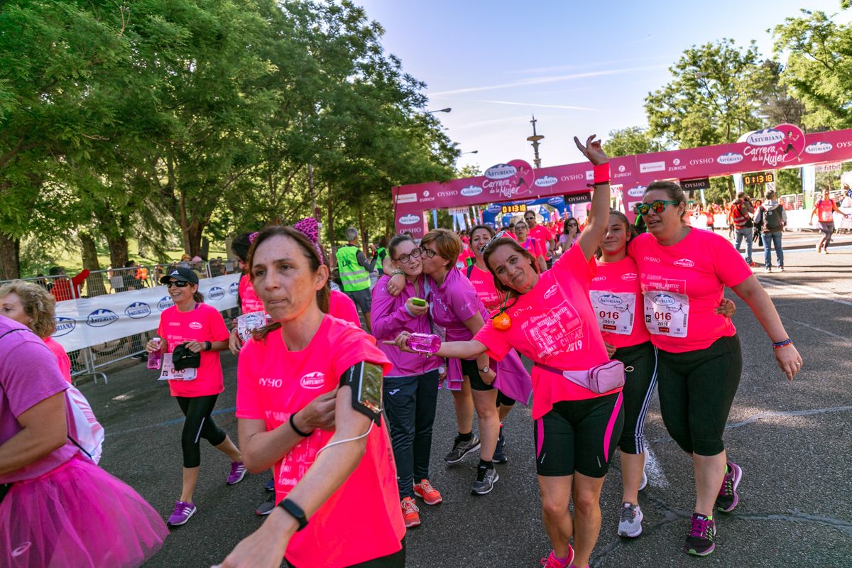 Carrera de la Mujer de Madrid - META, ARCO DERECHO (de 1:13:18 a 1:14:30)