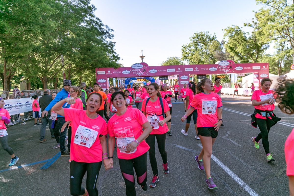 Carrera de la Mujer de Madrid - META, ARCO DERECHO (de 40:28 a 41:35)