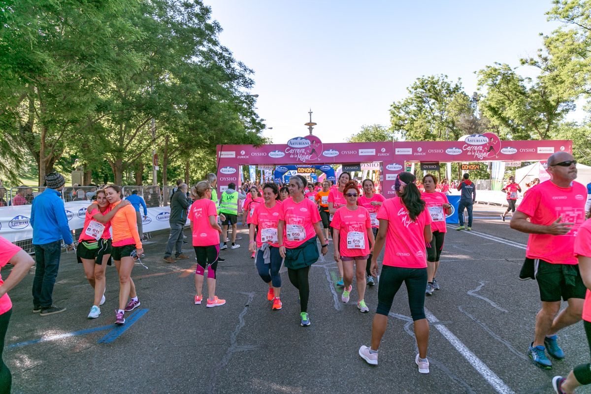 Carrera de la Mujer de Madrid - META, ARCO DERECHO (de 40:28 a 41:35)