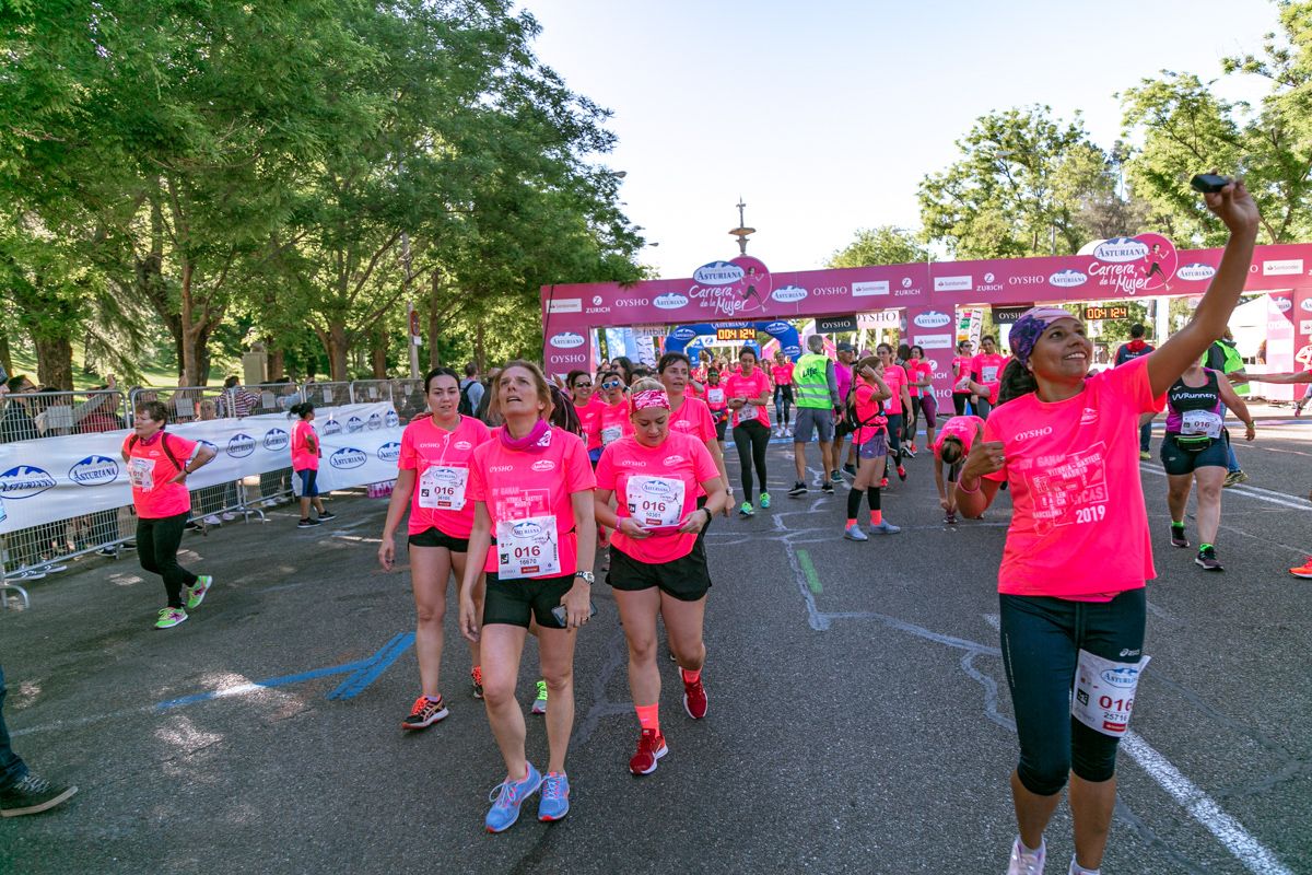 Carrera de la Mujer de Madrid - META, ARCO DERECHO (de 40:28 a 41:35)