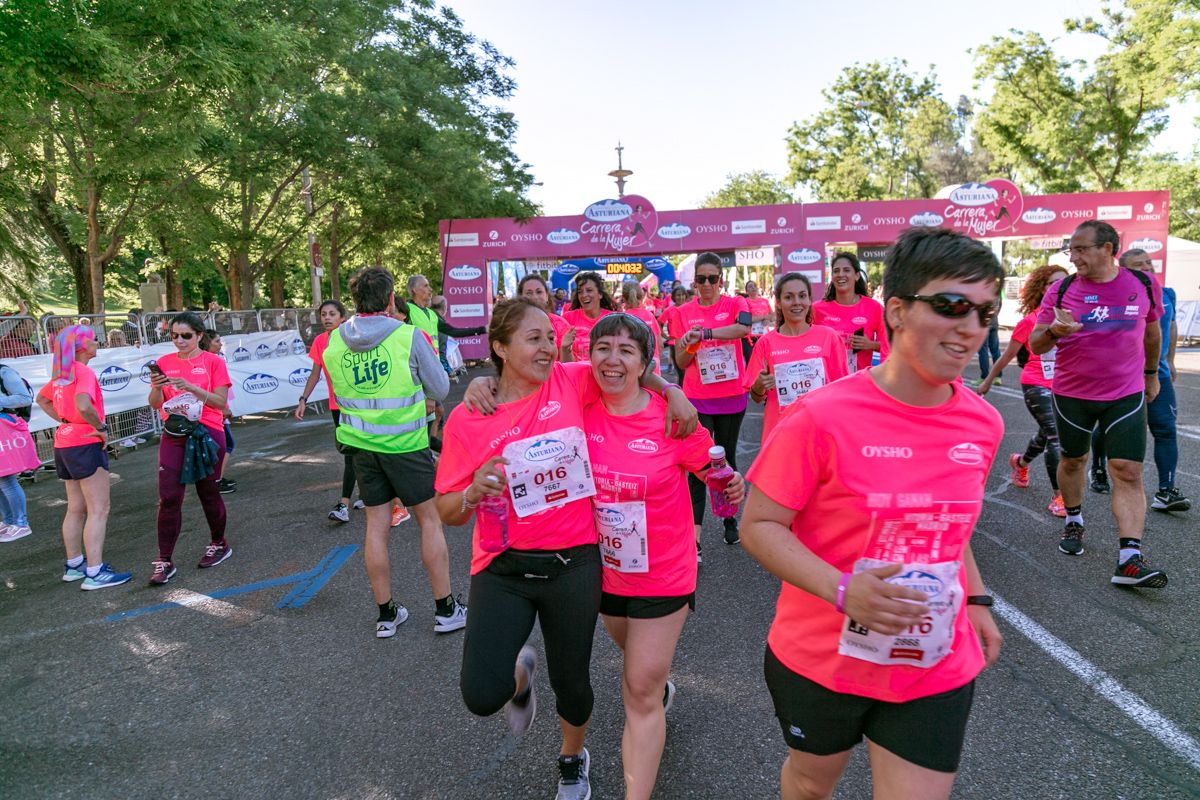 Carrera de la Mujer de Madrid - META, ARCO DERECHO (de 40:28 a 41:35)