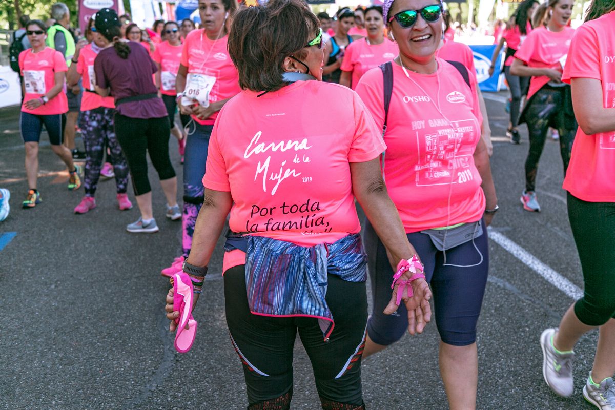 Carrera de la Mujer de Madrid - META, ARCO DERECHO (de 40:28 a 41:35)