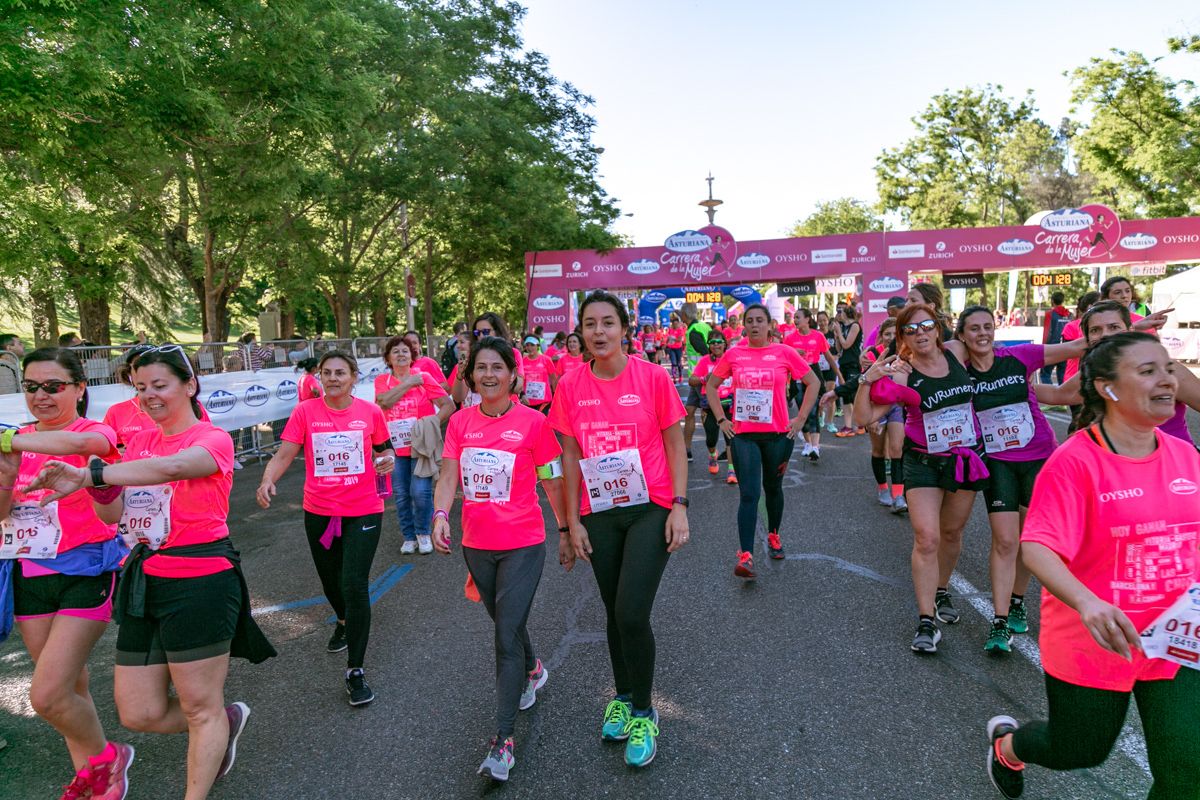 Carrera de la Mujer de Madrid - META, ARCO DERECHO (de 40:28 a 41:35)