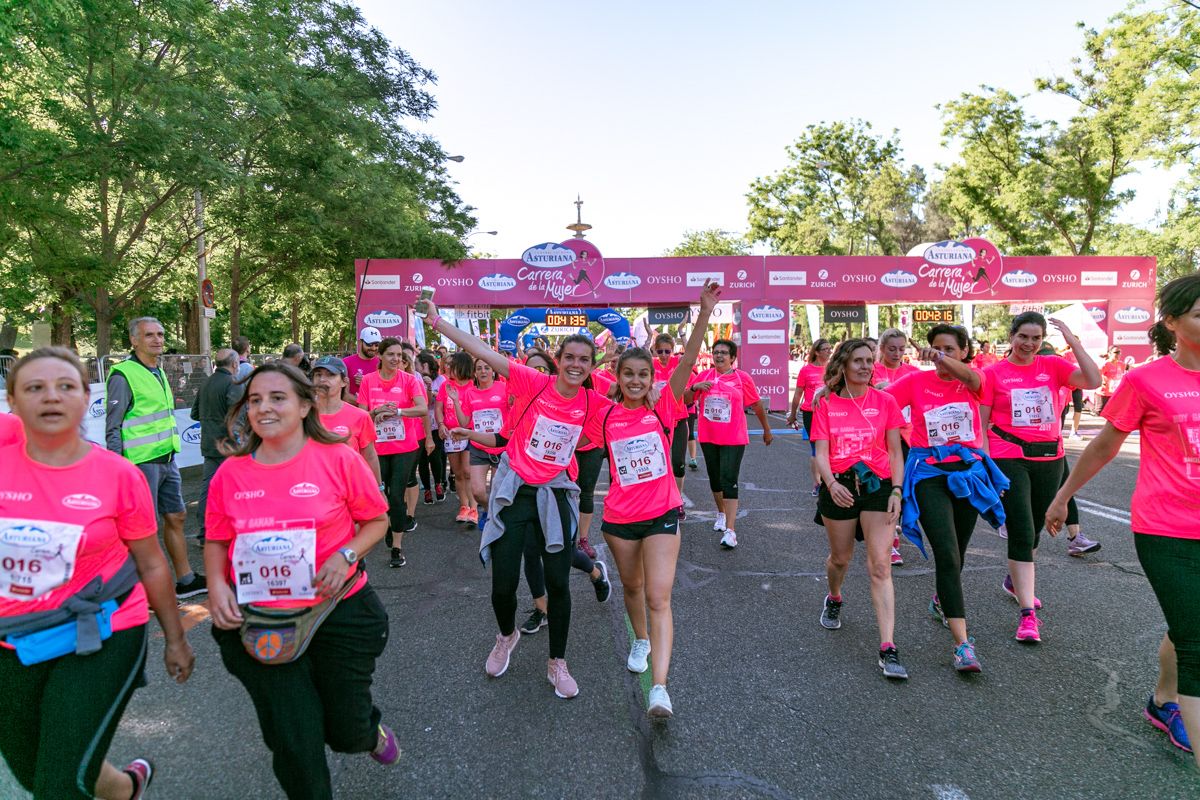 Carrera de la Mujer de Madrid - META, ARCO DERECHO (de 41:51 a 43:08)