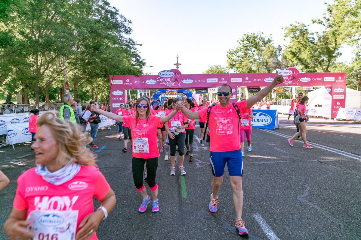 Carrera de la Mujer de Madrid - META, ARCO DERECHO (de 41:51 a 43:08)