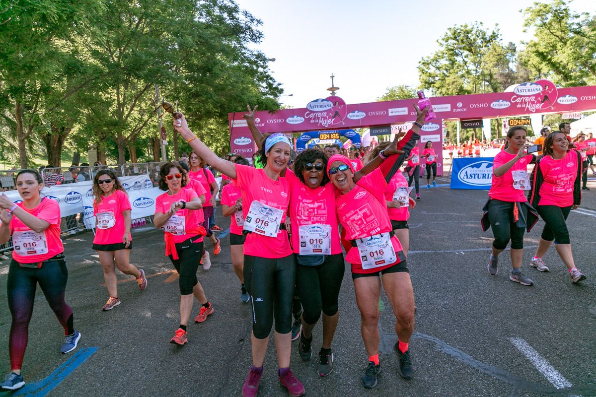 Carrera de la Mujer de Madrid - META, ARCO DERECHO (de 41:51 a 43:08)