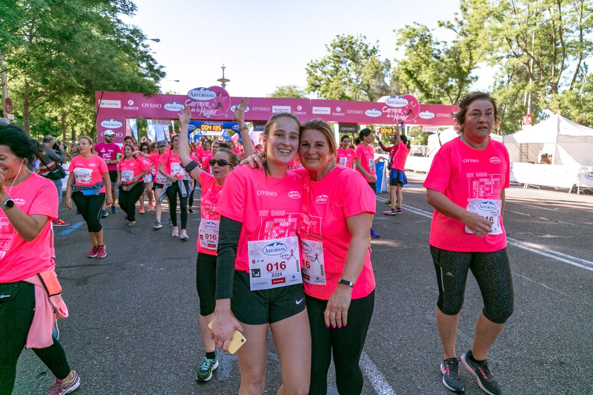 Carrera de la Mujer de Madrid - META, ARCO DERECHO (de 41:51 a 43:08)
