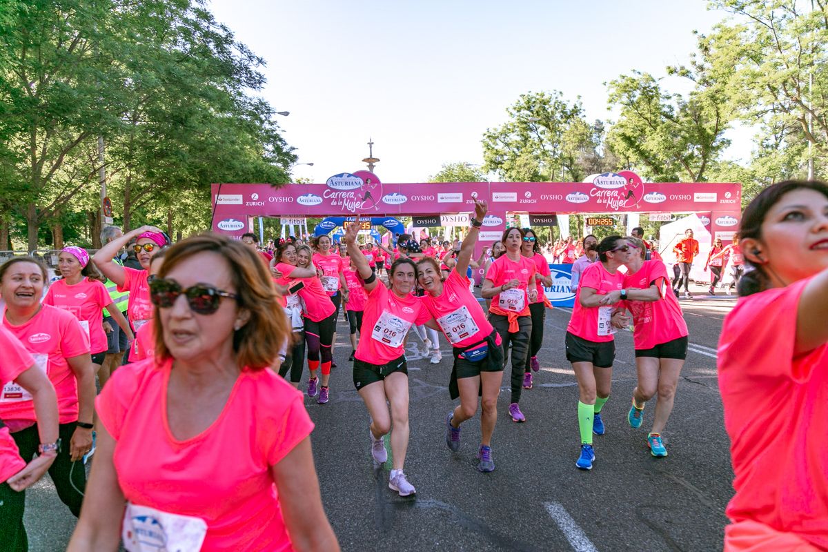 Carrera de la Mujer de Madrid - META, ARCO DERECHO (de 41:51 a 43:08)