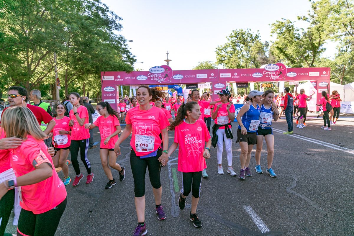 Carrera de la Mujer de Madrid - META, ARCO DERECHO (de 41:51 a 43:08)