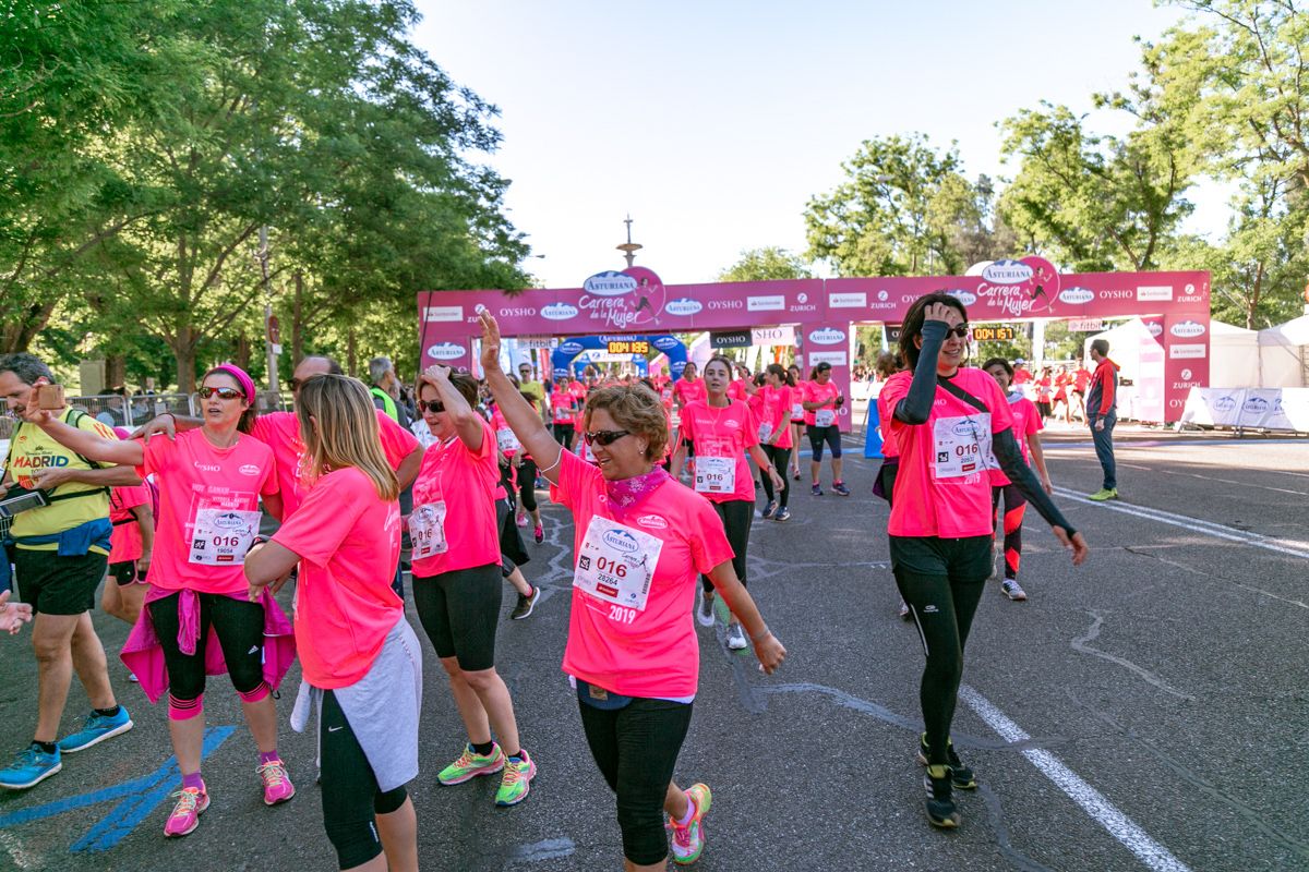 Carrera de la Mujer de Madrid - META, ARCO DERECHO (de 41:51 a 43:08)