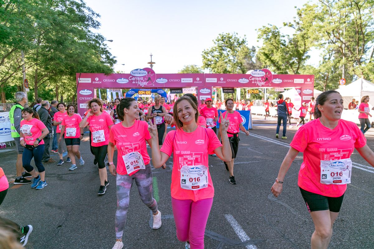 Carrera de la Mujer de Madrid - META, ARCO DERECHO (de 41:51 a 43:08)