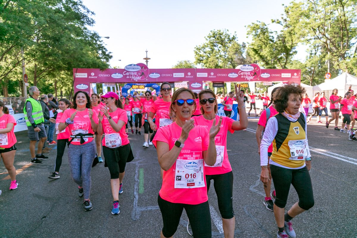 Carrera de la Mujer de Madrid - META, ARCO DERECHO (de 41:51 a 43:08)