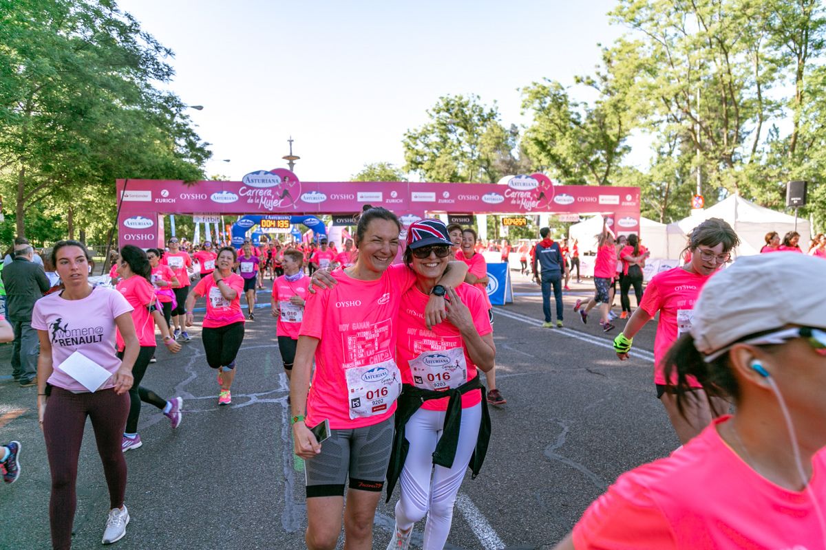 Carrera de la Mujer de Madrid - META, ARCO DERECHO (de 41:51 a 43:08)