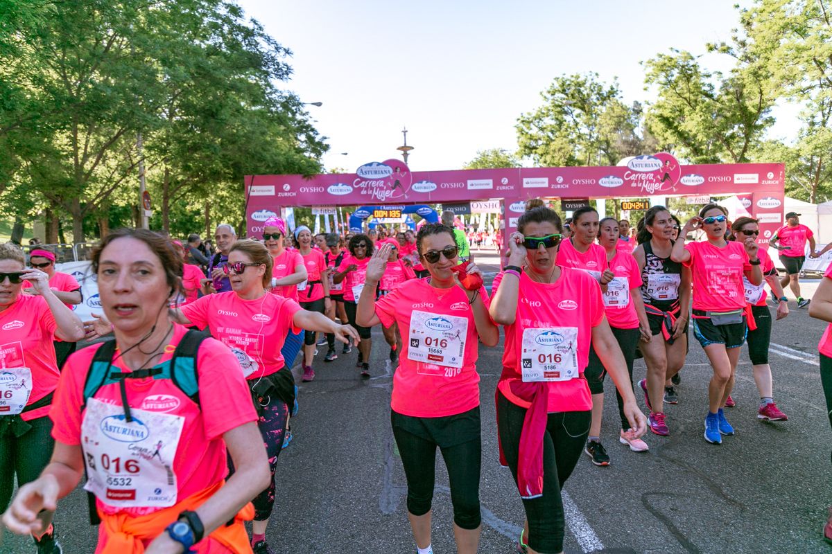 Carrera de la Mujer de Madrid - META, ARCO DERECHO (de 41:51 a 43:08)