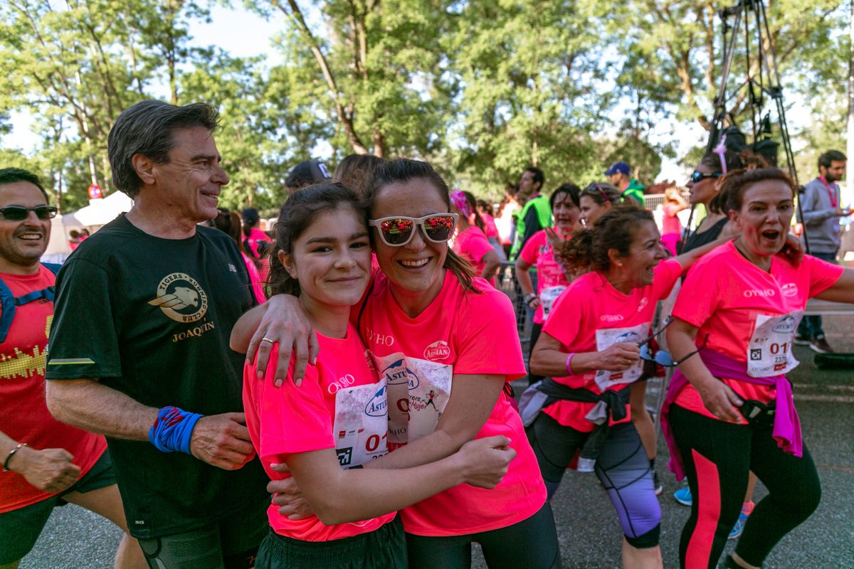 Carrera de la Mujer de Madrid - META, ARCO DERECHO (de 43:10 a 44:36)