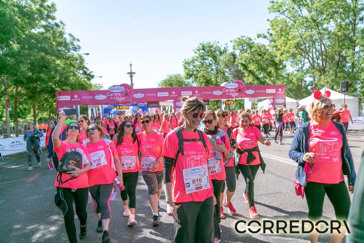 Carrera de la Mujer Madrid arco derecho 1 42 56	a 1 44 41