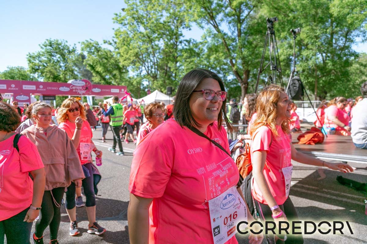 Carrera de la Mujer Madrid arco derecho 1 44 12	a 1 44 53
