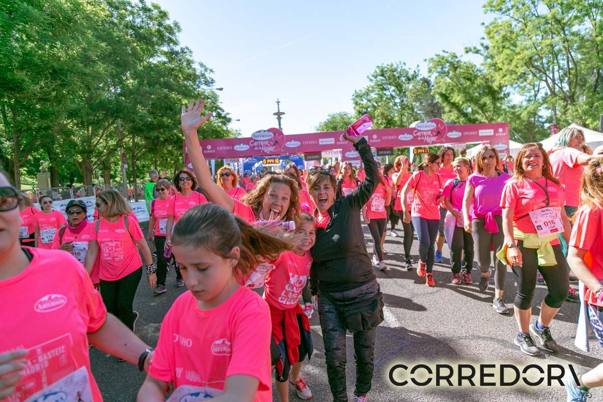 Carrera de la Mujer Madrid arco derecho 1 44 12	a 1 44 53
