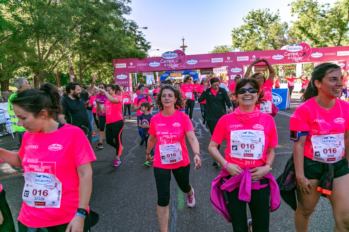 Carrera de la Mujer de Madrid - META, ARCO DERECHO (de 44:38 a 49:45)