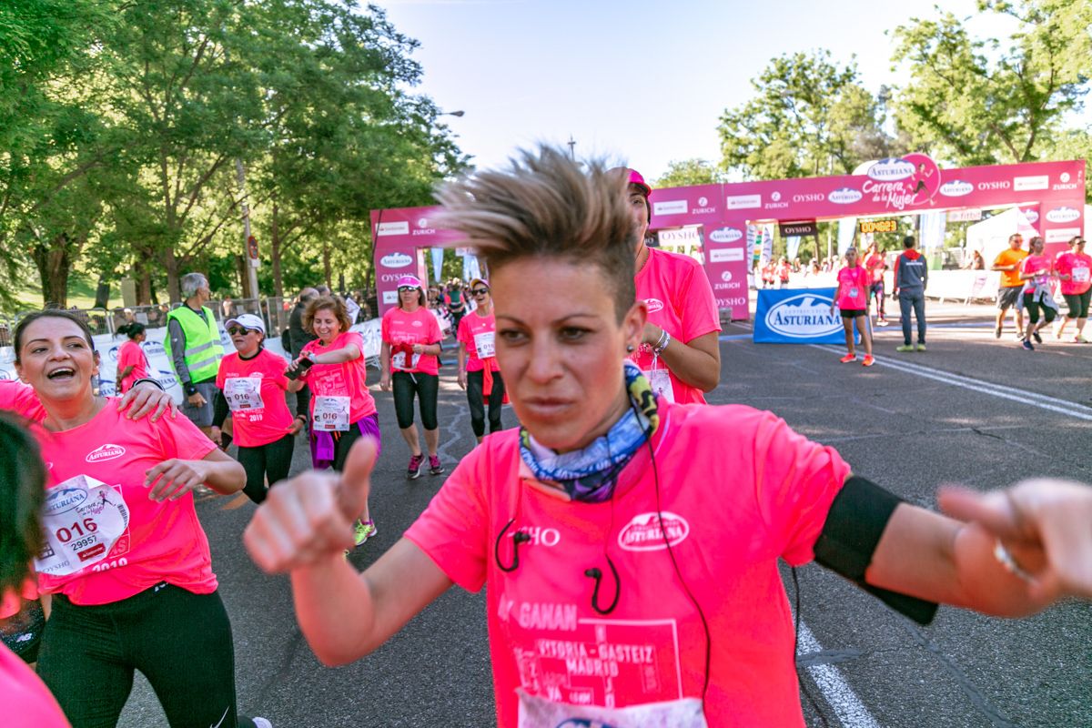 Carrera de la Mujer de Madrid - META, ARCO DERECHO (de 45:48 a 47:11)