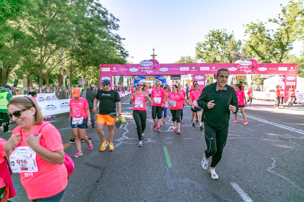 Carrera de la Mujer de Madrid - META, ARCO DERECHO (de 45:48 a 47:11)