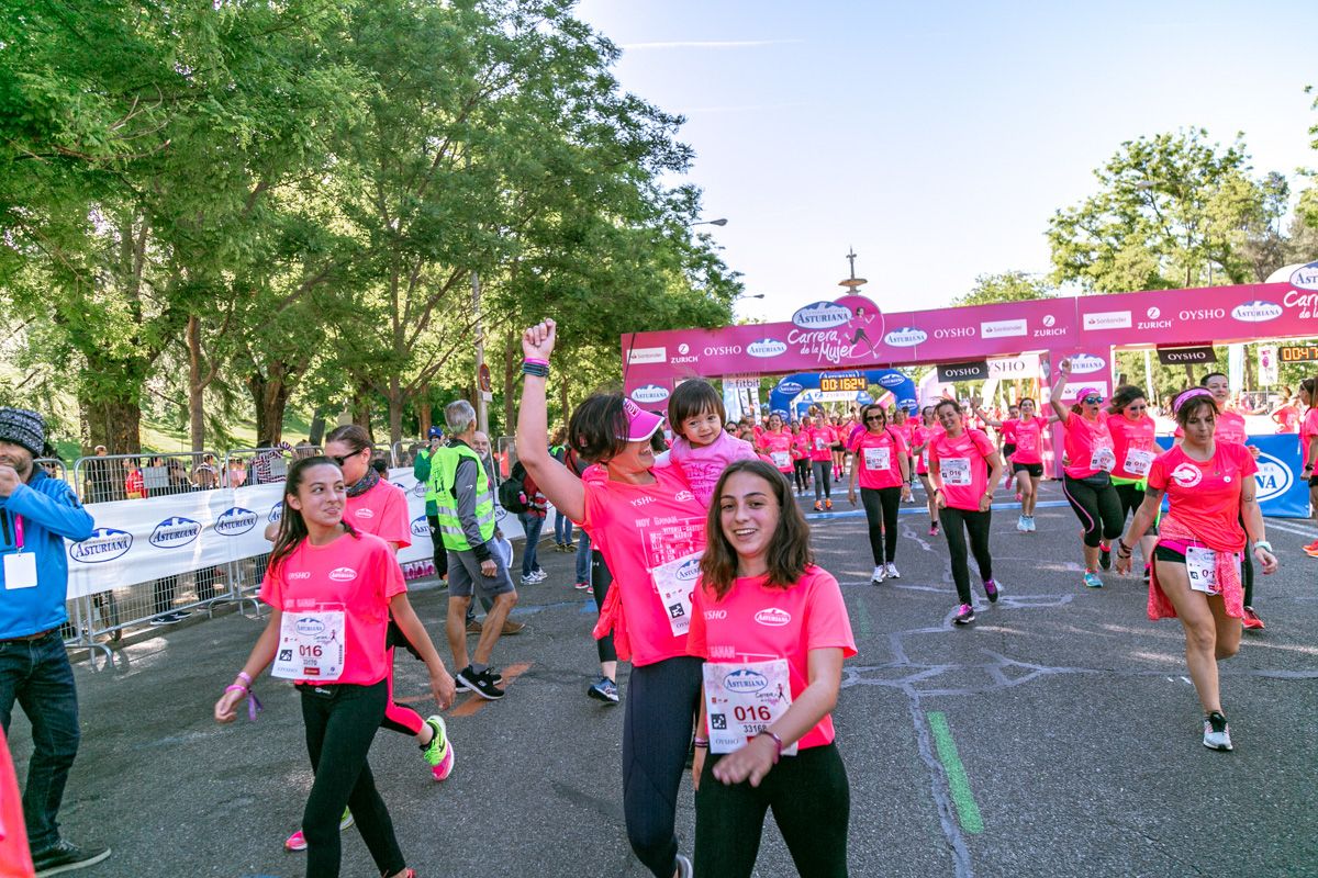 Carrera de la Mujer de Madrid - META, ARCO DERECHO (de 45:48 a 47:11)