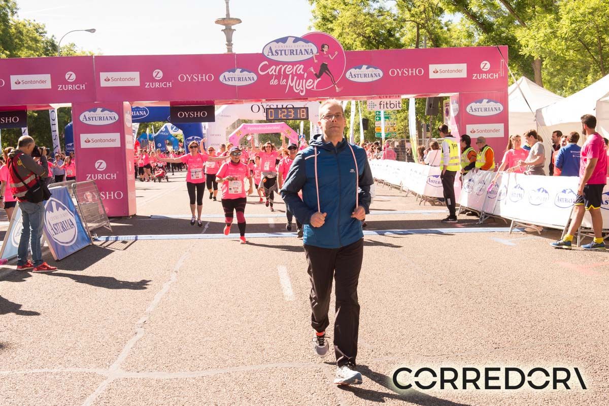 Carrera de la Mujer Madrid arco izquierdo de 1 25 52	a 1 25 43
