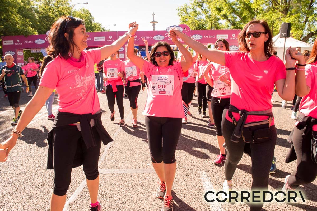Carrera de la Mujer Madrid arco izquierdo 1 20 20 a 1 22 46