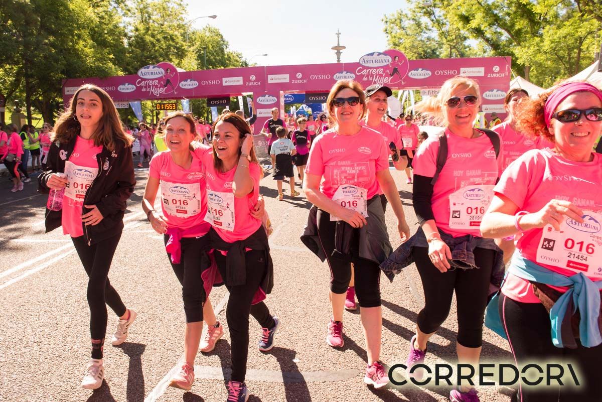Carrera de la Mujer Madrid arco izquierdo 1 25 48 a 1 28 03