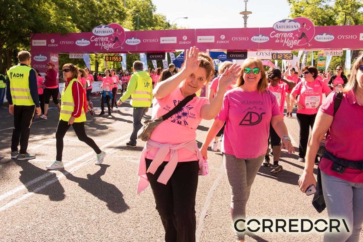 Carrera de la Mujer Madrid arco izquierdo 1 25 48 a 1 28 03