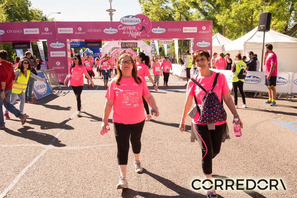 Carrera de la Mujer Madrid arco izquierdo 1 25 48 a 1 28 03