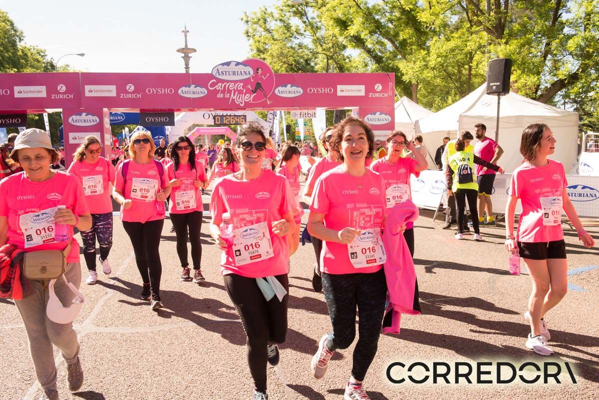 Carrera de la Mujer Madrid arco izquierdo 1 25 48 a 1 28 03