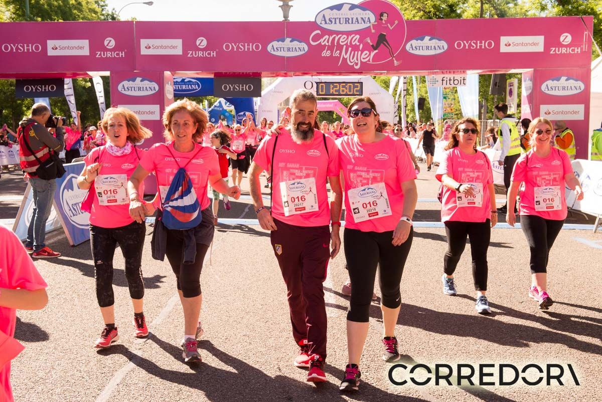 Carrera de la Mujer Madrid arco izquierdo 1 25 48 a 1 28 03