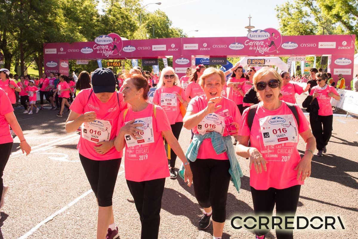 Carrera de la Mujer Madrid arco izquierdo 1 25 48 a 1 28 03
