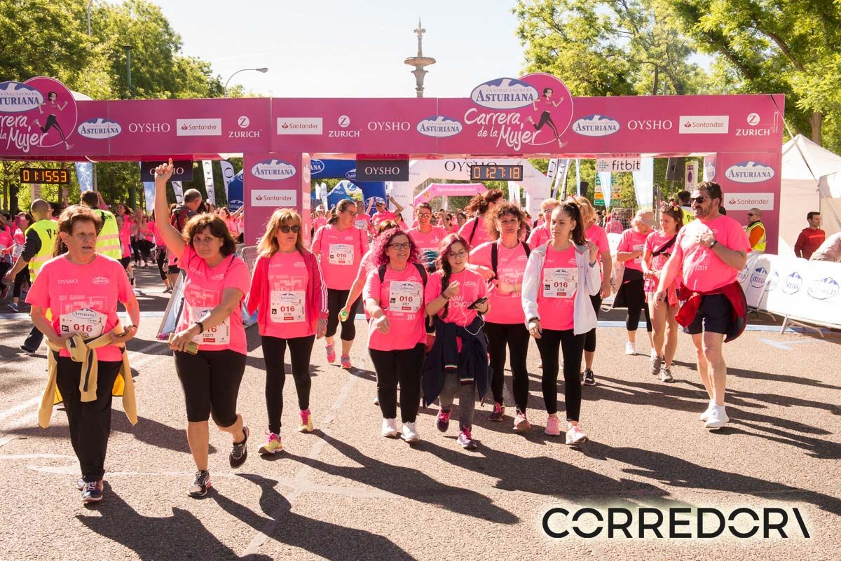 Carrera de la Mujer Madrid arco izquierdo 1 25 48 a 1 28 03
