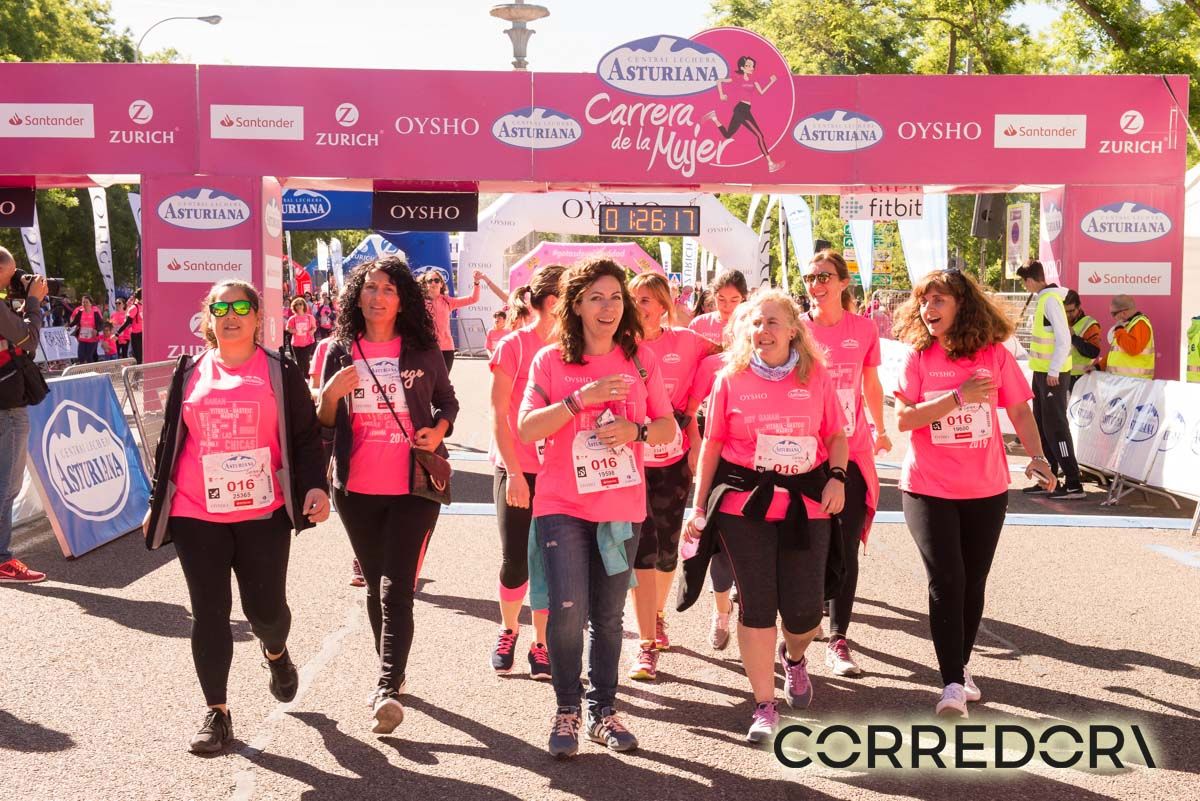 Carrera de la Mujer Madrid arco izquierdo 1 25 48 a 1 28 03