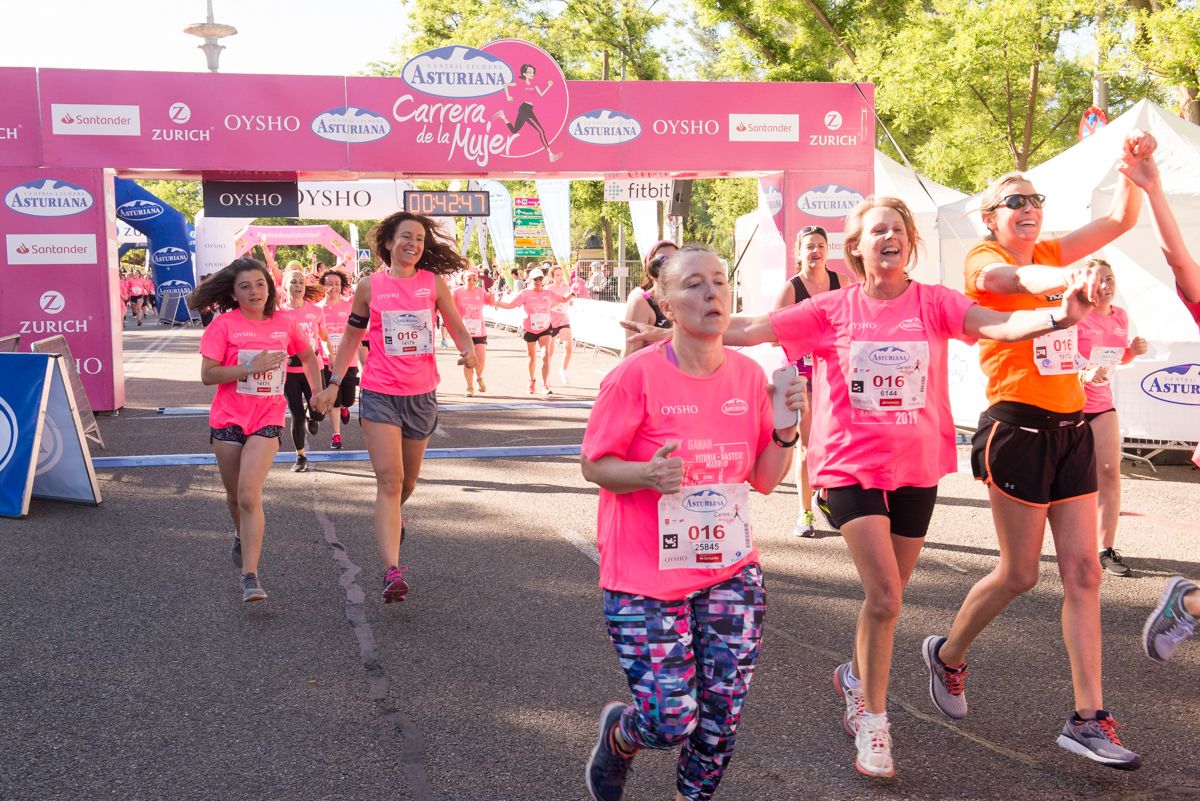 Carrera de la Mujer de Madrid - META, ARCO IZQUIERDO (de 41:44 a 43:17)