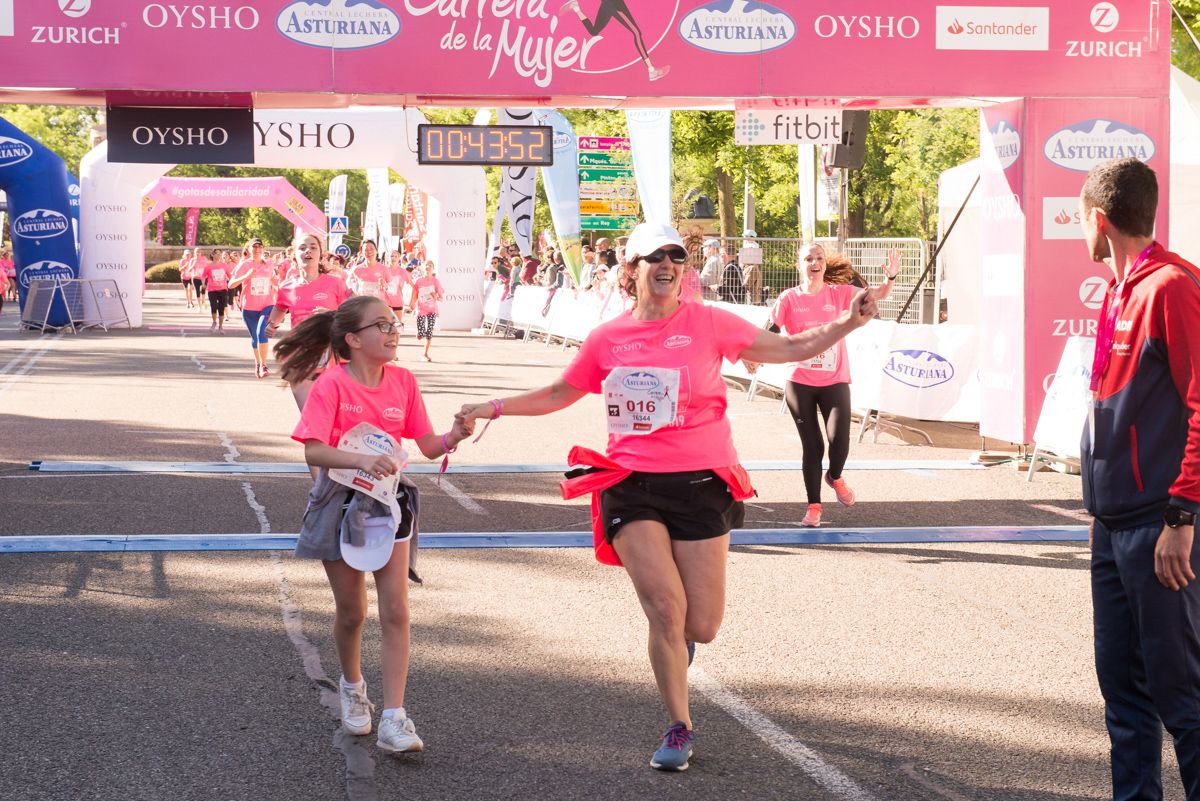 Carrera de la Mujer de Madrid - META, ARCO IZQUIERDO (de 43:18 a 45:06)