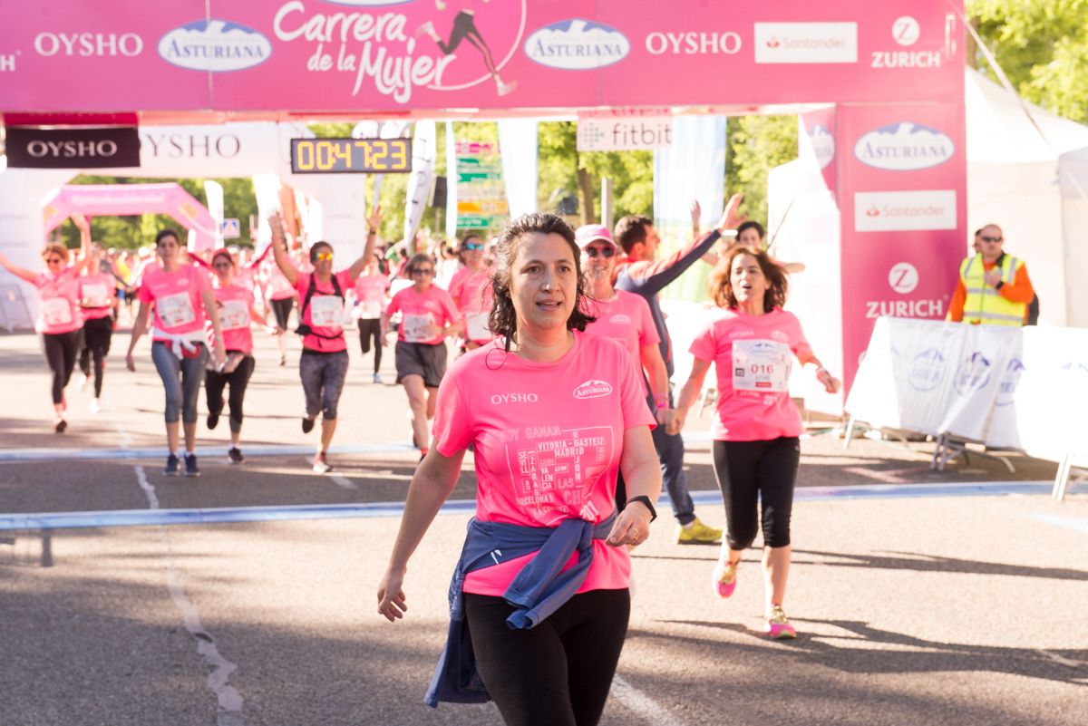 Carrera de la Mujer de Madrid - META, ARCO IZQUIERDO (de 46:40 a 47:50)