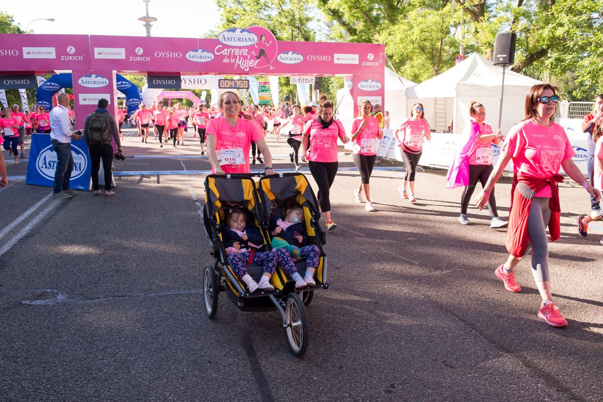 Carrera de la Mujer de Madrid - META, ARCO IZQUIERDO (de 46:40 a 47:50)