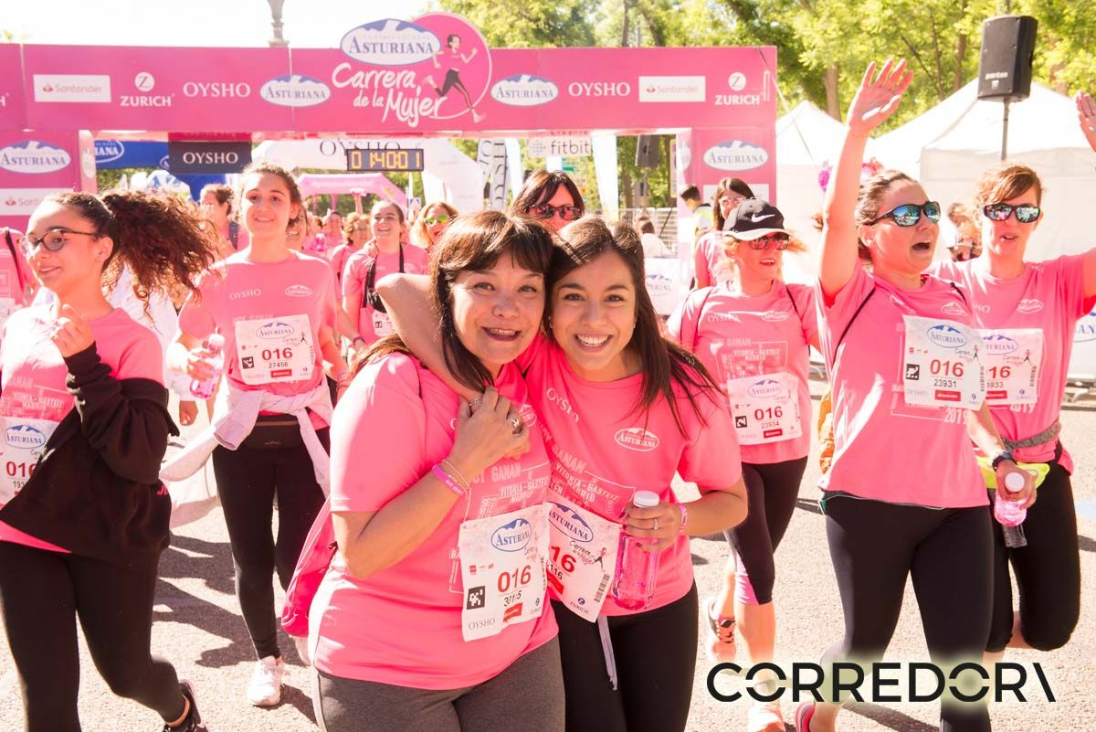 Carrera de la Mujer Madrid arco izquierdo 1 39 50 a 1 43 51