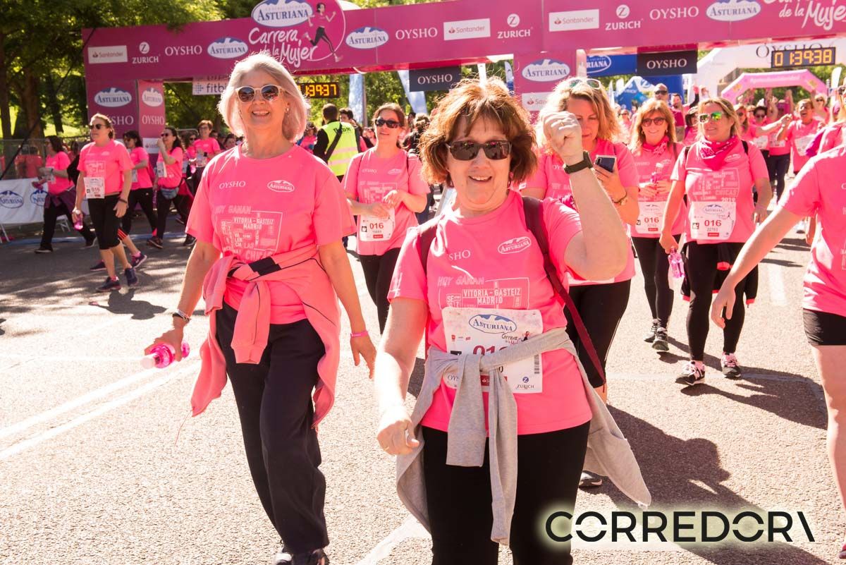 Carrera de la Mujer Madrid arco izquierdo 1 36 00 a 1 39 47