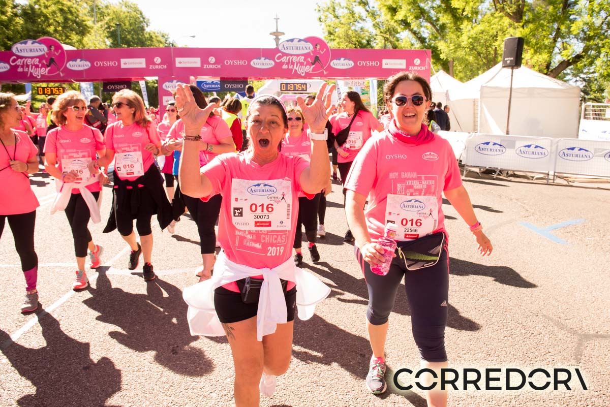 Carrera de la Mujer Madrid arco izquierdo 1 36 00 a 1 39 47