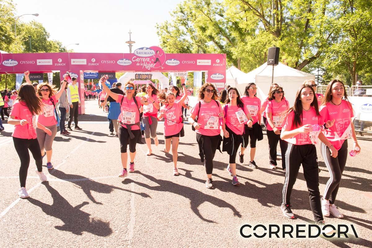 Carrera de la Mujer Madrid arco izquierdo 1 36 00 a 1 39 47